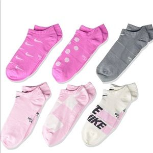 Nike Unisex-Child Everyday Lightweight Graphic No-Show Socks